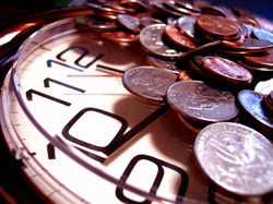 La producción industrial continúa su descenso en abril  