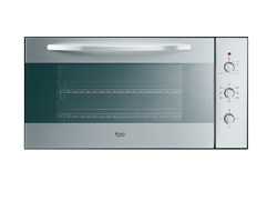 Hotpoint presenta la nueva versión de su horno de 90 centímetros de ancho  