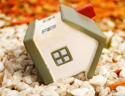 El precio de la vivienda cae hasta el 6,8% interanual  