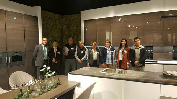 el equipo de central y asociados de dkp visitan la fabrica de alemania el equipo de central y asociados de dkp visitan la fabrica de alemania