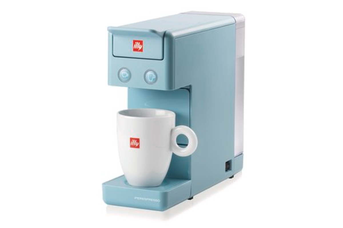 illycaffe-presenta-su-nueva-cafetera-disenada-por-piero-lissoni-e-inspirada-en-el-azul-del-mediterra