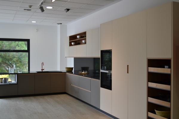 antalia_abre_puerta_20573_20210325041918.png (600×400)