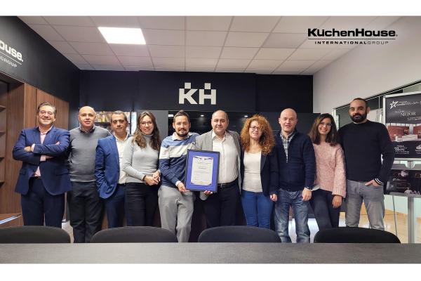 kchenhouse_obtiene_certificado_22150_20211202045204.png (600×400)