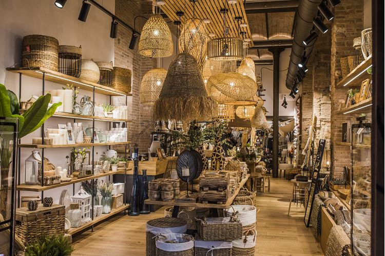 nace_vivie_firma_22818_20220316124300.png (750×500)