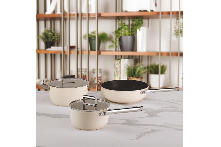 cookware_smeg_completa_25529_20230510062810.png (750×500)