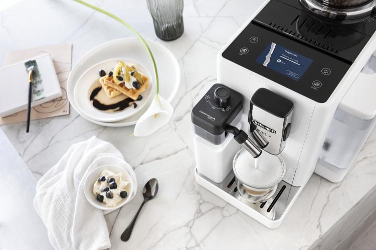 DELONGHI RIVELIA - Nueva cafetera super automática de