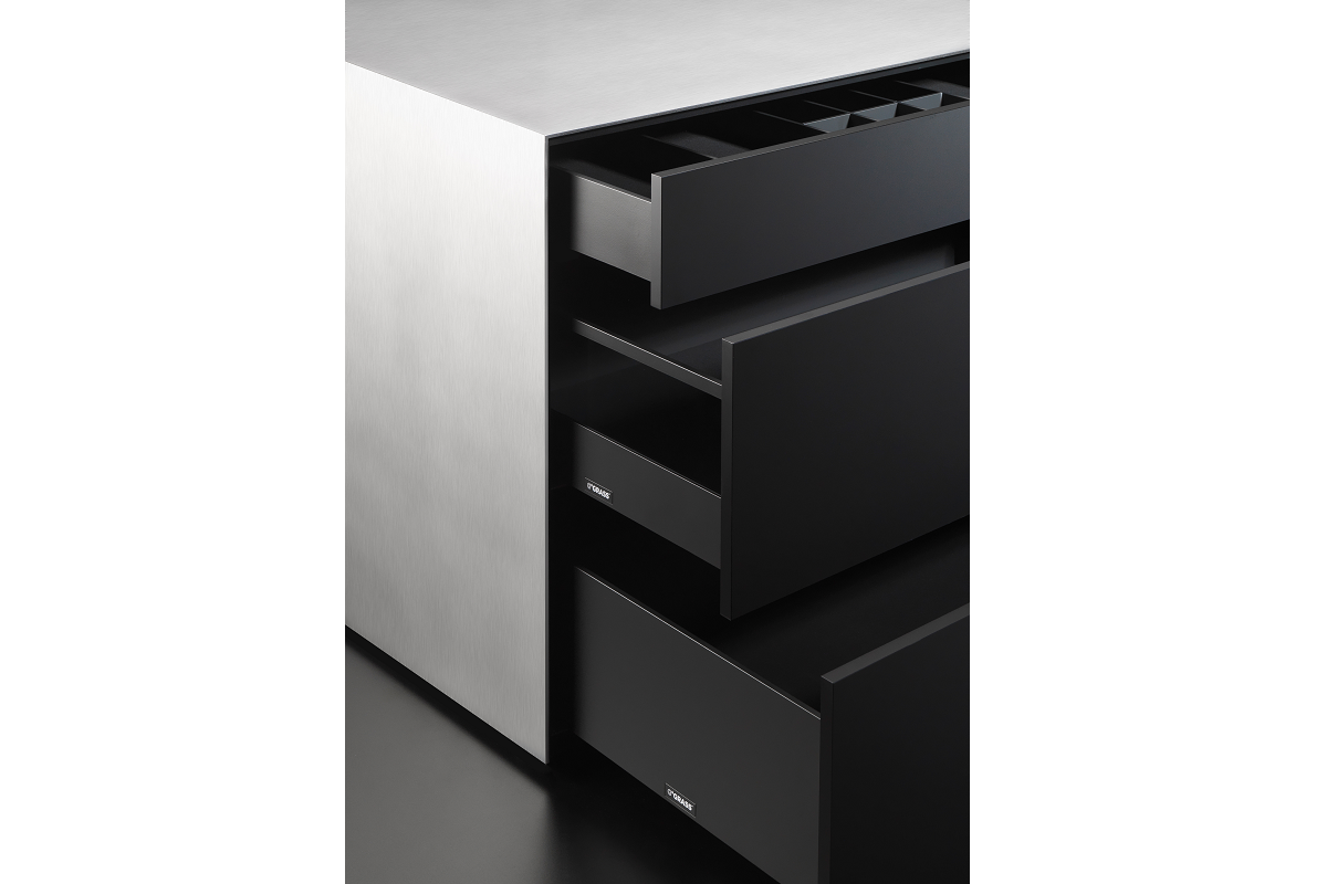 imcb_grass_group_estrena_27740_28162512.png (1200×800)