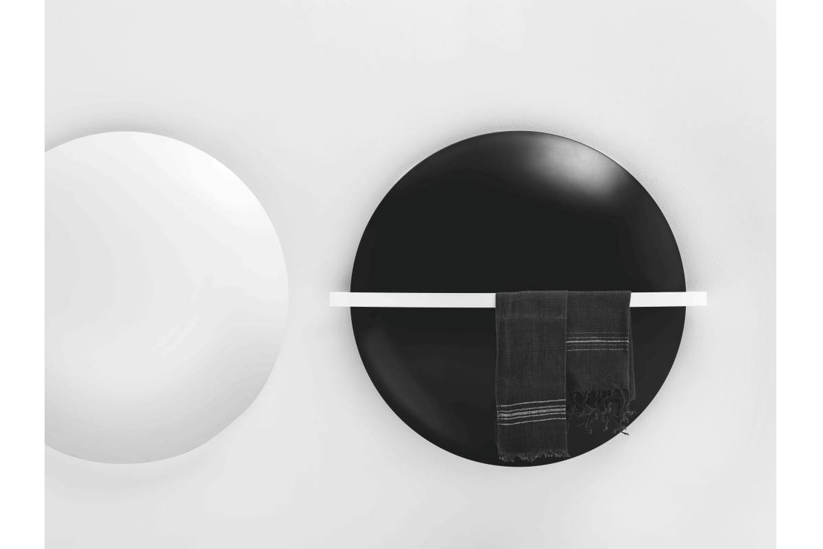 imcb_saturn_moon_antrax_27975_29215813.png (1200×800)