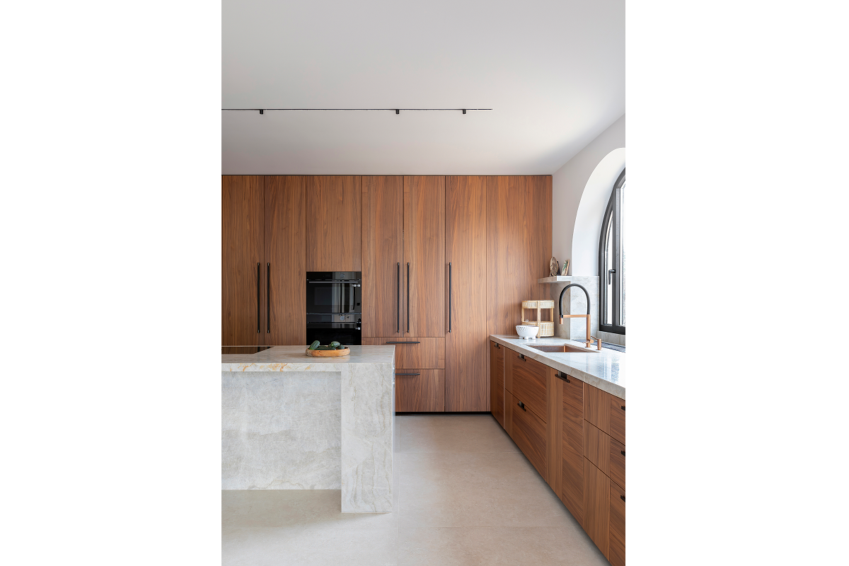 imcb_cesar_nero_31362_19222625.png (1200×800)