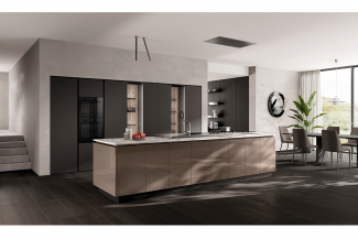 Regola: libertad compositiva y diseño para una cocina que habla el lenguaje de la contemporaneidad